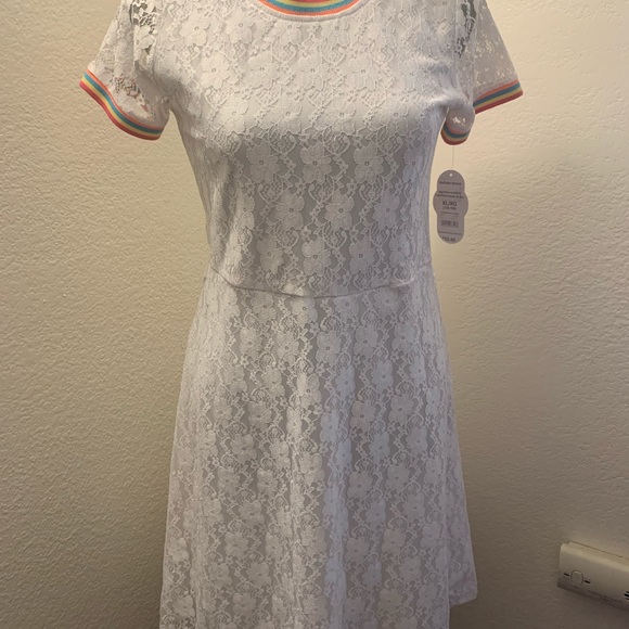 SOLD ON MERCARI 🌺 Wonder Nation 2 Lace Sz 14-16 - Picture 5 of 10